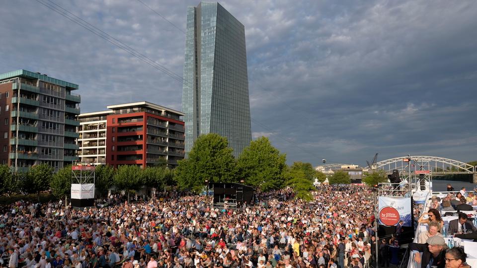 Das Europa Open Air im Radio, TV und hrsinfonieorchester.de Konzerte